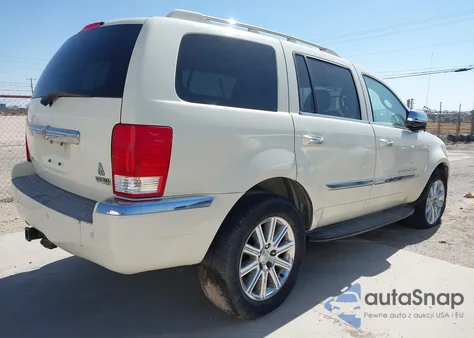 2007 Chrysler Aspen Limited из США, поврежденный, VIN 1A8HX58227F525370